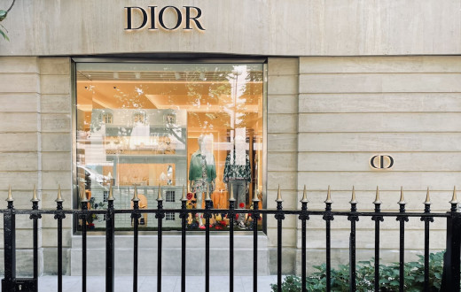 Baby Dior - Avenue Montaigne